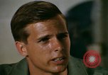 Immagine di Il trasporto aereo di personale Saigon Vietnam, 1966, secondo 59 filmato di repertorio 65675067563
