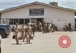 Image le transport aérien de personnel Saigon Vietnam, 1966, de la seconde 48 séquences d'archives historiques vidéo 65675067564