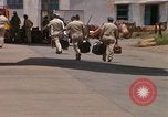 Image le transport aérien de personnel Saigon Vietnam, 1966, de la seconde 53 séquences d'archives historiques vidéo 65675067564