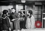 Image l'amélioration des conditions de vie Japon, 1950, de la seconde 6 séquences d'archives historiques vidéo 65675067567