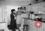 Image l'amélioration des conditions de vie Japon, 1950, de la seconde 47 séquences d'archives historiques vidéo 65675067567