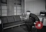 Standbild japanischen Braut Schule Yokosuka in Japan, 1956, aus Sekunde 42 historischem Filmmaterial Videoclip 65675067570
