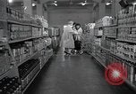 Standbild japanischen Braut Schule Japan, 1956, aus Sekunde 9 historischem Filmmaterial Videoclip 65675067571