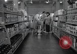 Standbild japanischen Braut Schule Japan, 1956, aus Sekunde 19 historischem Filmmaterial Videoclip 65675067571