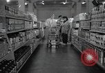 Standbild japanischen Braut Schule Japan, 1956, aus Sekunde 20 historischem Filmmaterial Videoclip 65675067571