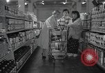 Standbild japanischen Braut Schule Japan, 1956, aus Sekunde 36 historischem Filmmaterial Videoclip 65675067571