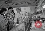 Standbild japanischen Braut Schule Japan, 1956, aus Sekunde 37 historischem Filmmaterial Videoclip 65675067572