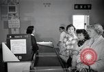 Standbild japanischen Braut Schule Japan, 1956, aus Sekunde 46 historischem Filmmaterial Videoclip 65675067572