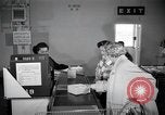 Standbild japanischen Braut Schule Japan, 1956, aus Sekunde 54 historischem Filmmaterial Videoclip 65675067572