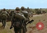 Standbild 1st Cavalry Division Pleiku Süd Vietnam, 1965, aus Sekunde 9 historischem Filmmaterial Videoclip 65675067580