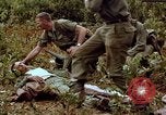 Standbild 1st Cavalry Division Pleiku Süd Vietnam, 1965, aus Sekunde 22 historischem Filmmaterial Videoclip 65675067580