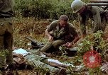 Standbild 1st Cavalry Division Pleiku Süd Vietnam, 1965, aus Sekunde 26 historischem Filmmaterial Videoclip 65675067580