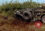 Standbild 1st Cavalry Division Pleiku Süd Vietnam, 1965, aus Sekunde 47 historischem Filmmaterial Videoclip 65675067580