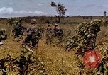 Standbild 1st Cavalry Division Plei mich Vietnam, 1965, aus Sekunde 29 historischem Filmmaterial Videoclip 65675067581