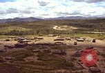 Standbild Camps und Basen Vietnam, 1967, aus Sekunde 23 historischem Filmmaterial Videoclip 65675067589