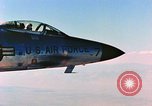 Standbild F-101A Voodoo California United States USA, 1956, aus Sekunde 6 historischem Filmmaterial Videoclip 65675067607
