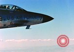 Standbild F-101A Voodoo California United States USA, 1956, aus Sekunde 13 historischem Filmmaterial Videoclip 65675067607