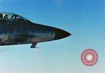Standbild F-101A Voodoo California United States USA, 1956, aus Sekunde 19 historischem Filmmaterial Videoclip 65675067607