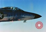 Standbild F-101A Voodoo California United States USA, 1956, aus Sekunde 20 historischem Filmmaterial Videoclip 65675067607