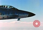 Standbild F-101A Voodoo California United States USA, 1956, aus Sekunde 26 historischem Filmmaterial Videoclip 65675067607