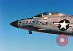 Standbild F-101A Voodoo California United States USA, 1956, aus Sekunde 57 historischem Filmmaterial Videoclip 65675067607