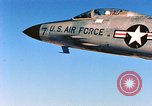 Standbild F-101A Voodoo California United States USA, 1956, aus Sekunde 61 historischem Filmmaterial Videoclip 65675067607