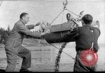 Immagine di Sotto l'acqua fotocamera Canada, 1952, secondo 9 filmato di repertorio 65675067634