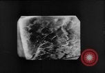 Immagine di Sotto l'acqua fotocamera Canada, 1952, secondo 30 filmato di repertorio 65675067634