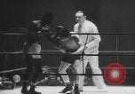 Immagine di Peso piuma boxe Francia, 1953, secondo 14 filmato di repertorio 65675067642