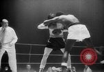 Immagine di Peso piuma boxe Francia, 1953, secondo 29 filmato di repertorio 65675067642