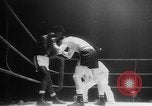 Immagine di Peso piuma boxe Francia, 1953, secondo 41 filmato di repertorio 65675067642