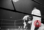 Immagine di Peso piuma boxe Francia, 1953, secondo 48 filmato di repertorio 65675067642