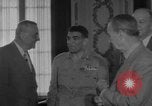 Immagine di John Foster Dulles Il Cairo Egitto, 1953, secondo 19 filmato di repertorio 65675067645