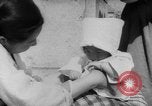 Immagine di La Croce Rossa americana donne Seoul COREA, 1953, secondo 27 filmato di repertorio 65675067647
