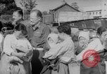 Immagine di La Croce Rossa americana donne Seoul COREA, 1953, secondo 36 filmato di repertorio 65675067647