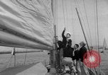 Immagine di Yacht Race Seattle Washington USA, 1953, secondo 17 filmato di repertorio 65675067650