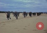 Image bataillons Marine Chu Lai Vietnam, 1965, de la seconde 5 séquences d'archives historiques vidéo 65675067659