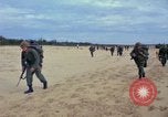 Image bataillons Marine Chu Lai Vietnam, 1965, de la seconde 12 séquences d'archives historiques vidéo 65675067659