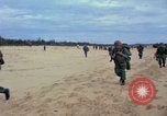 Image bataillons Marine Chu Lai Vietnam, 1965, de la seconde 13 séquences d'archives historiques vidéo 65675067659