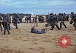 Image bataillons Marine Chu Lai Vietnam, 1965, de la seconde 43 séquences d'archives historiques vidéo 65675067659