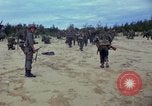 Image bataillons Marine Chu Lai Vietnam, 1965, de la seconde 53 séquences d'archives historiques vidéo 65675067659