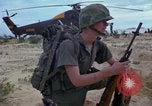 Image bataillons Marine Chu Lai Vietnam, 1965, de la seconde 16 séquences d'archives historiques vidéo 65675067660