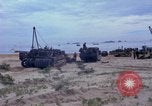 Image bataillons Marine Chu Lai Vietnam, 1965, de la seconde 18 séquences d'archives historiques vidéo 65675067663