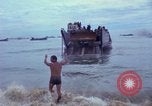 Image bataillons Marine Chu Lai Vietnam, 1965, de la seconde 46 séquences d'archives historiques vidéo 65675067664