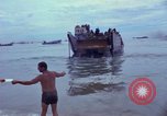 Image bataillons Marine Chu Lai Vietnam, 1965, de la seconde 48 séquences d'archives historiques vidéo 65675067664