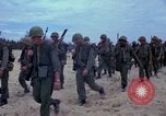 Image bataillons Marine Chu Lai Vietnam, 1965, de la seconde 7 séquences d'archives historiques vidéo 65675067665