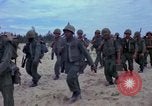 Image bataillons Marine Chu Lai Vietnam, 1965, de la seconde 9 séquences d'archives historiques vidéo 65675067665