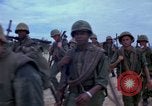 Image bataillons Marine Chu Lai Vietnam, 1965, de la seconde 15 séquences d'archives historiques vidéo 65675067665