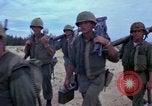 Image bataillons Marine Chu Lai Vietnam, 1965, de la seconde 18 séquences d'archives historiques vidéo 65675067665