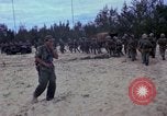 Image bataillons Marine Chu Lai Vietnam, 1965, de la seconde 32 séquences d'archives historiques vidéo 65675067665